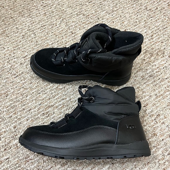 Kids UGG Yose Puffer Lace Boots - Picture 3 of 7